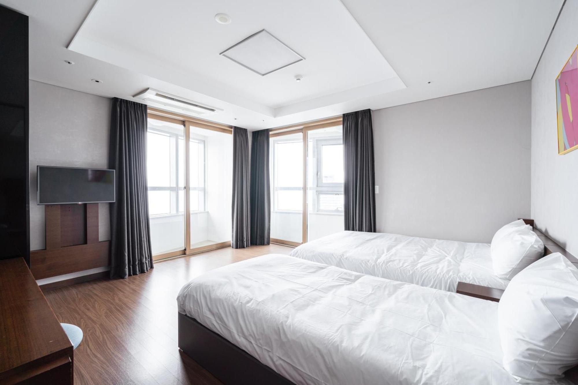 Urbanstay Haeundae Station 釜山 外观 照片